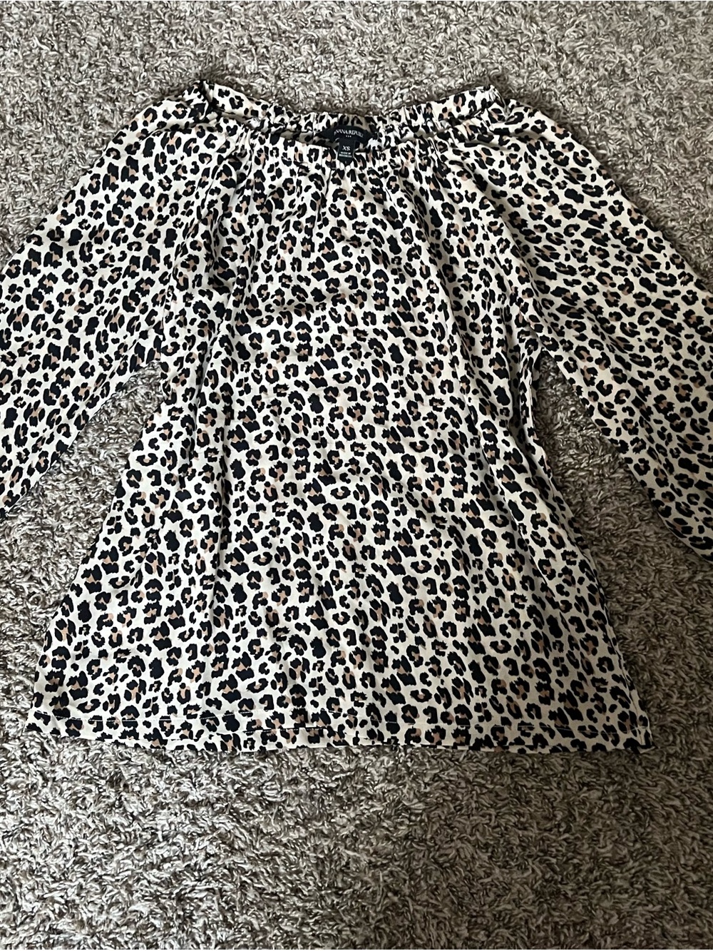 Banana Republic Off-Shoulder Leopard Print Blouse - Black and Cream
